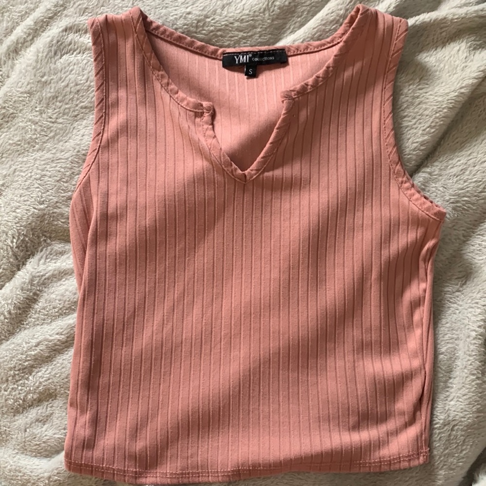super cute and almost brand new.  size small.in great condition.cute pink color